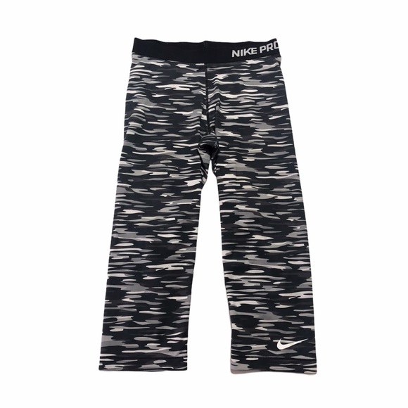 Nike Pants - Nike Pro Printed Haze Capri Leggings 0807